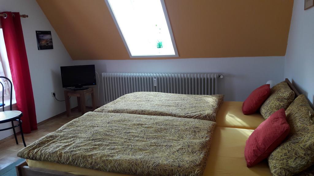 Gasthof Altes Farmhaus Und Apartment Lienen Ruang foto